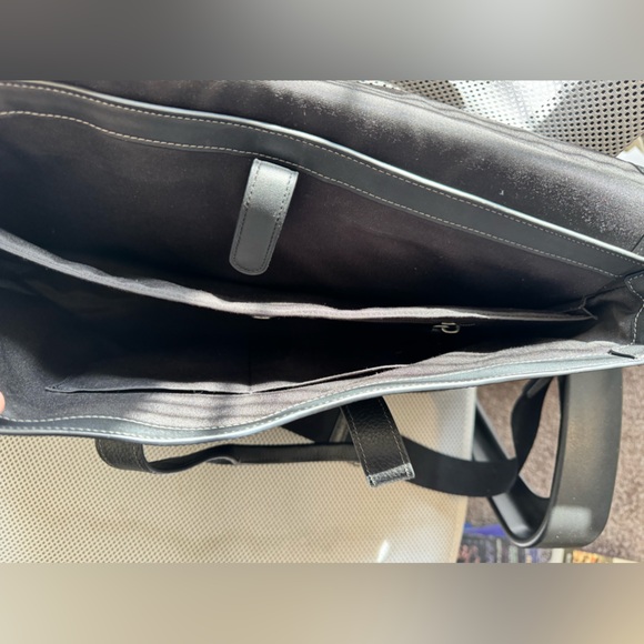 Coach New York Signature Print Sullivan Brief Bag - Picture 7 of 11